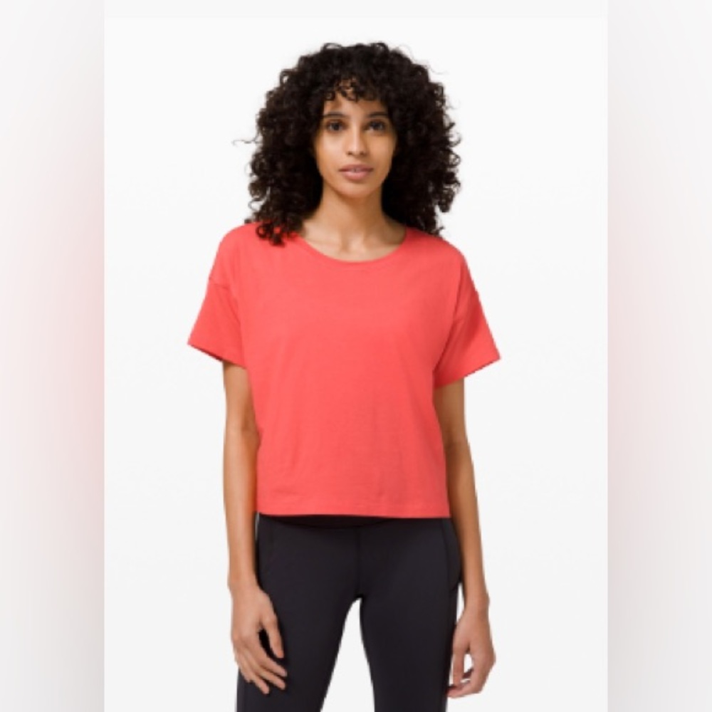 lululemon cates tee